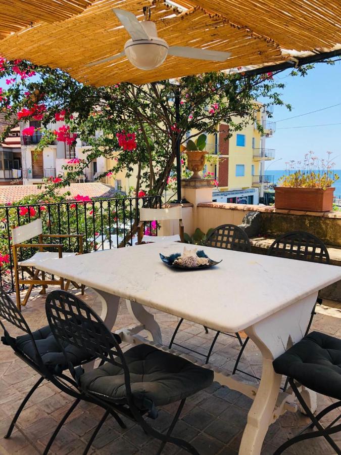Bouganville Sul Mare Ferienhaus Aci Trezza